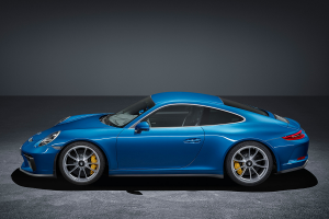 Porsche 911 GTE Touring Package