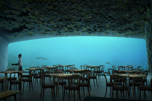 Under, restaurante submarino en Noruega