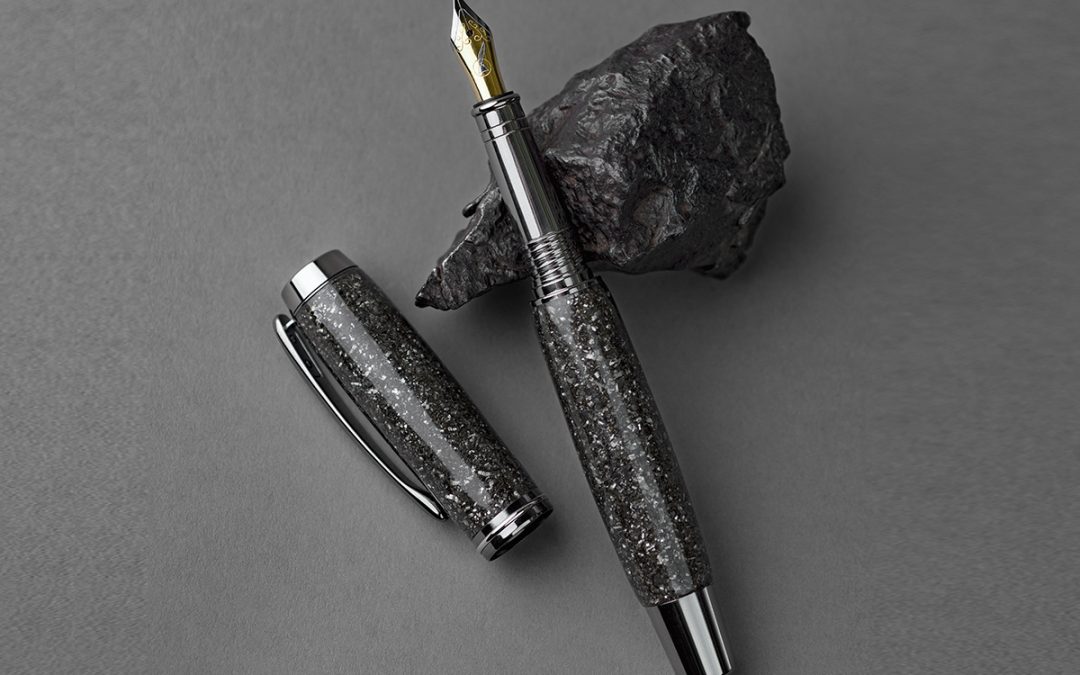 Para escribir con las estrellas: Meteorite Pen
