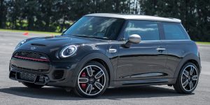 MINI John Cooper Works Silver Edition