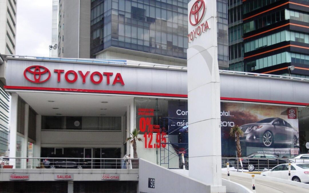 4.-Toyota-Santa-Fe